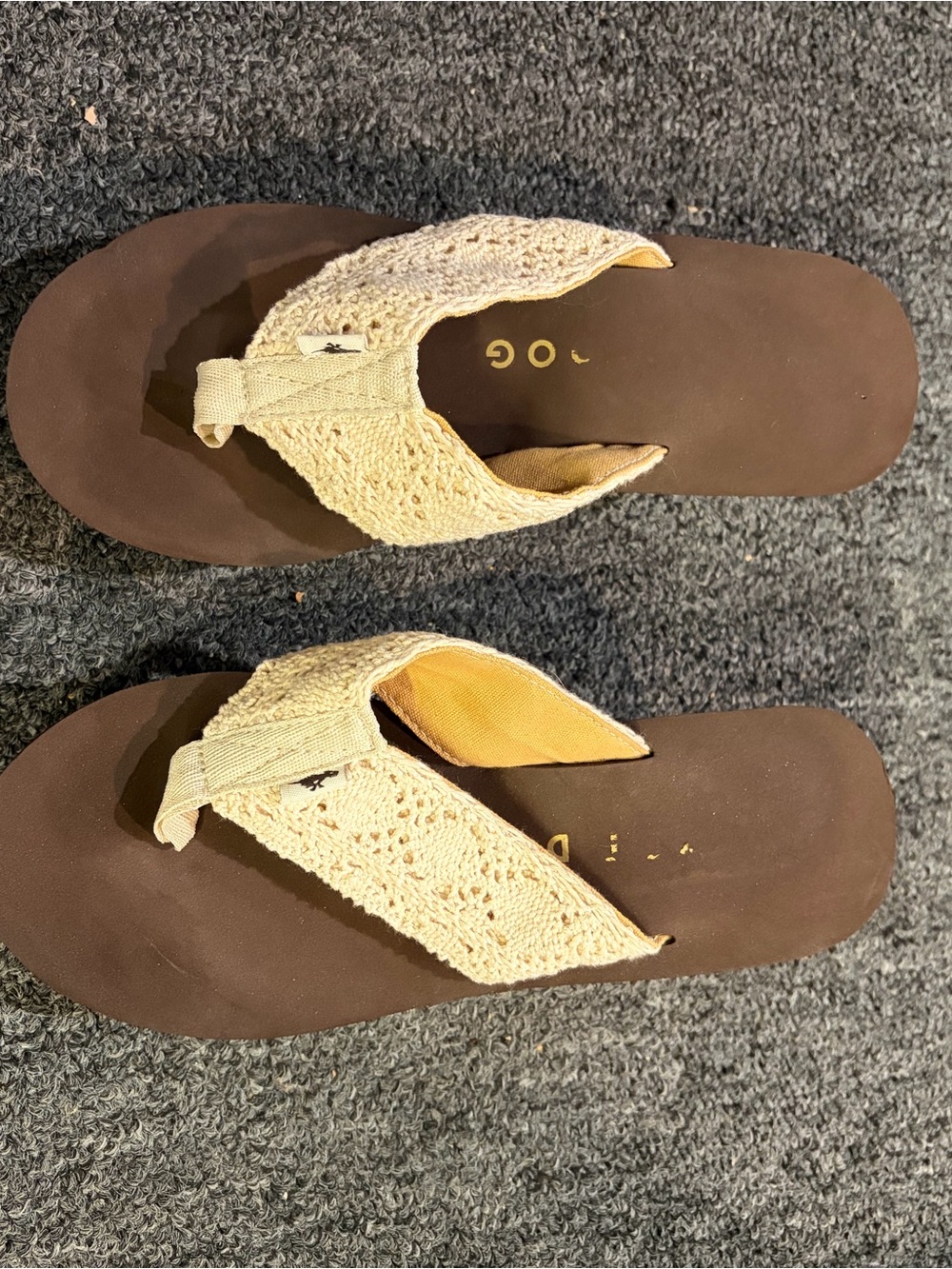 Rocket Dog Brown Footbed Crochet Strap Sandals - Cream Straps